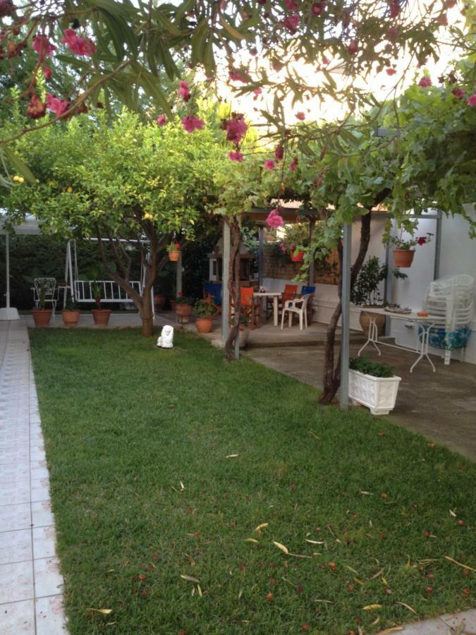 Aggeliki-Smaro Studios Néos Pírgos Esterno foto